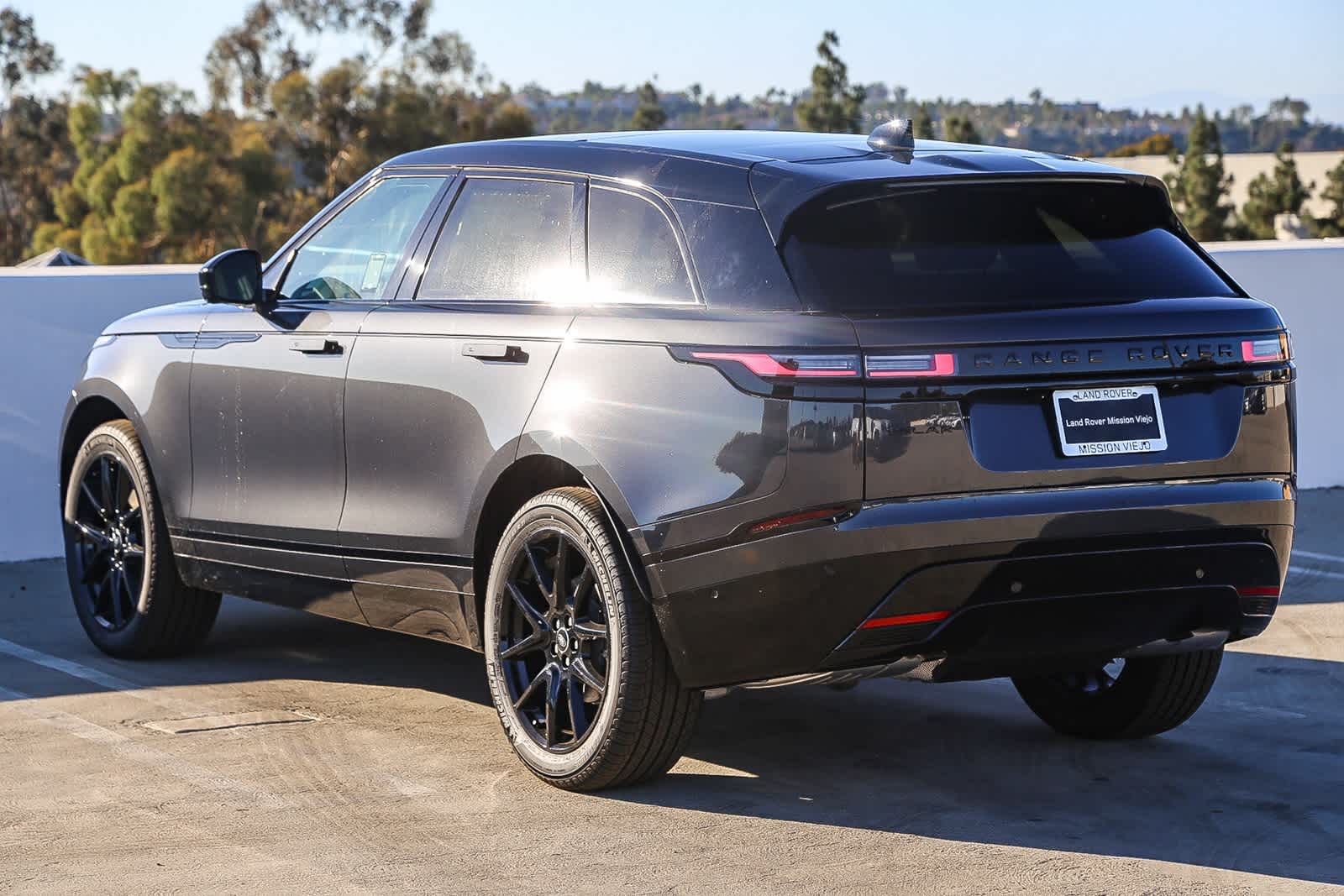 Thumbnail: 2026 Land Rover Range Rover Velar - 6