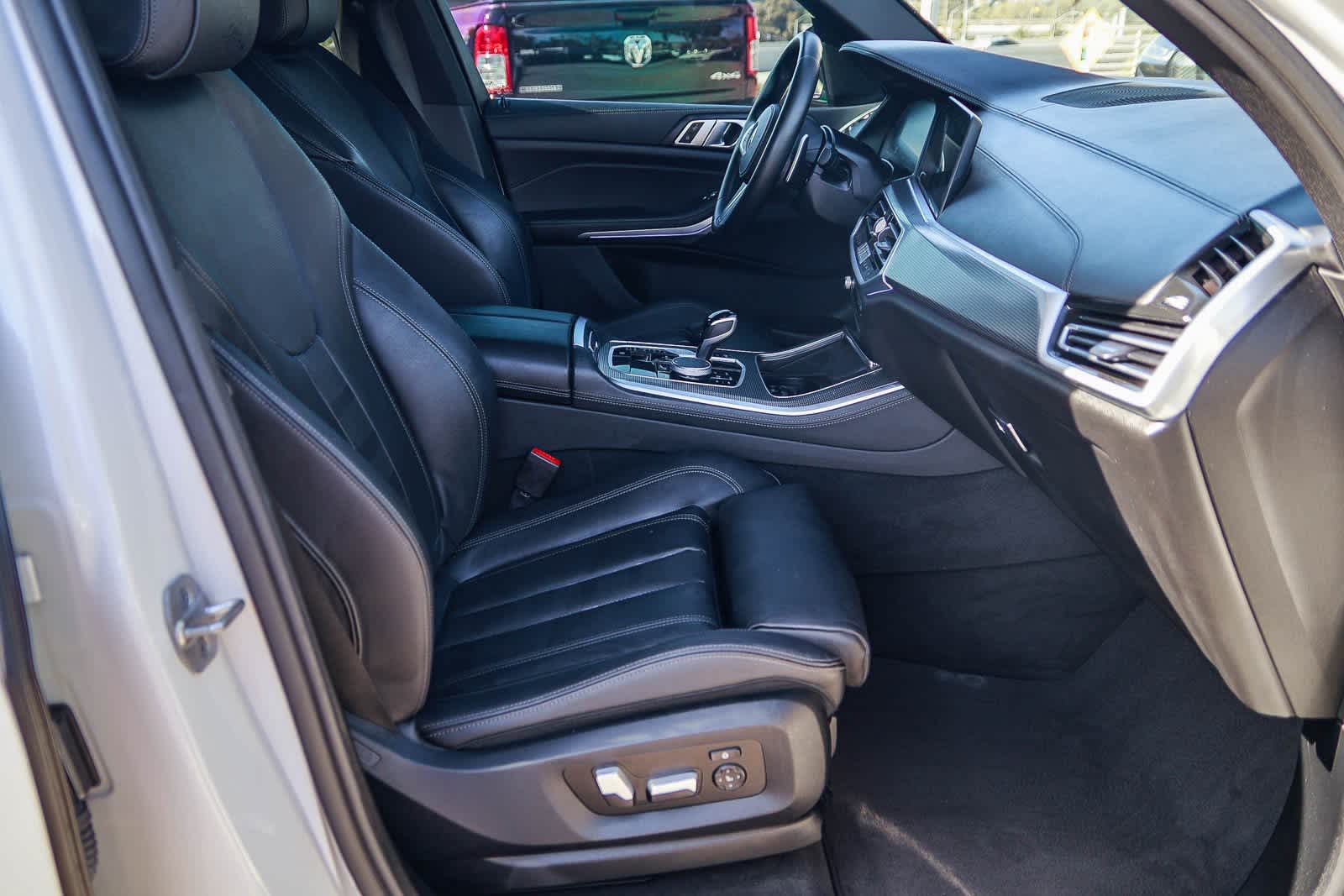 Thumbnail: 2021 BMW X5 - 17