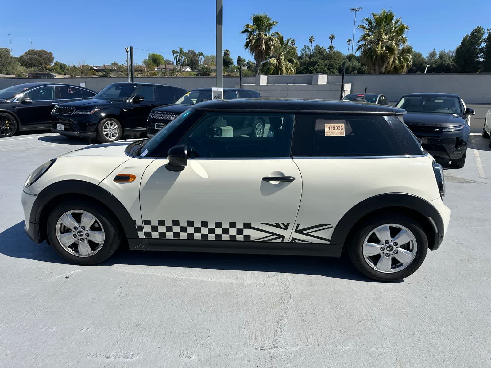 Thumbnail: 2014 MINI Cooper Hardtop - 2