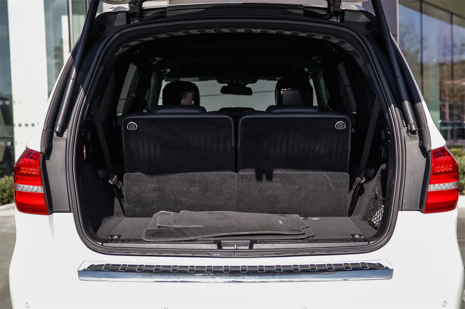 Thumbnail: 2017 Mercedes-Benz GLS - 28