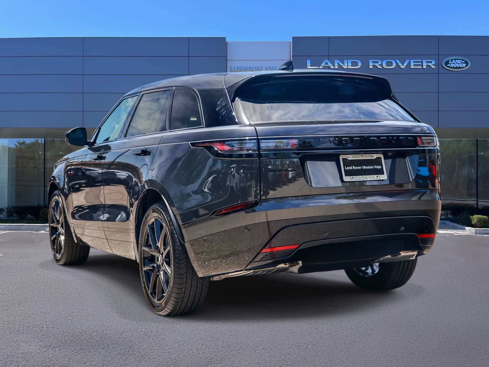 Thumbnail: 2026 Land Rover Range Rover Velar - 6