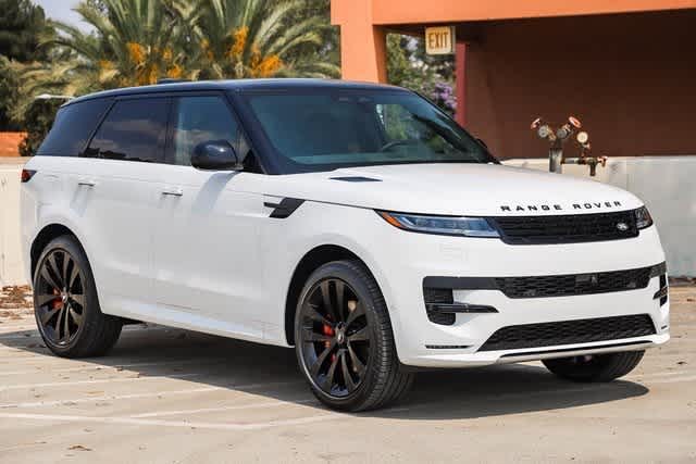 Thumbnail: 2024 Land Rover Range Rover Sport - 3