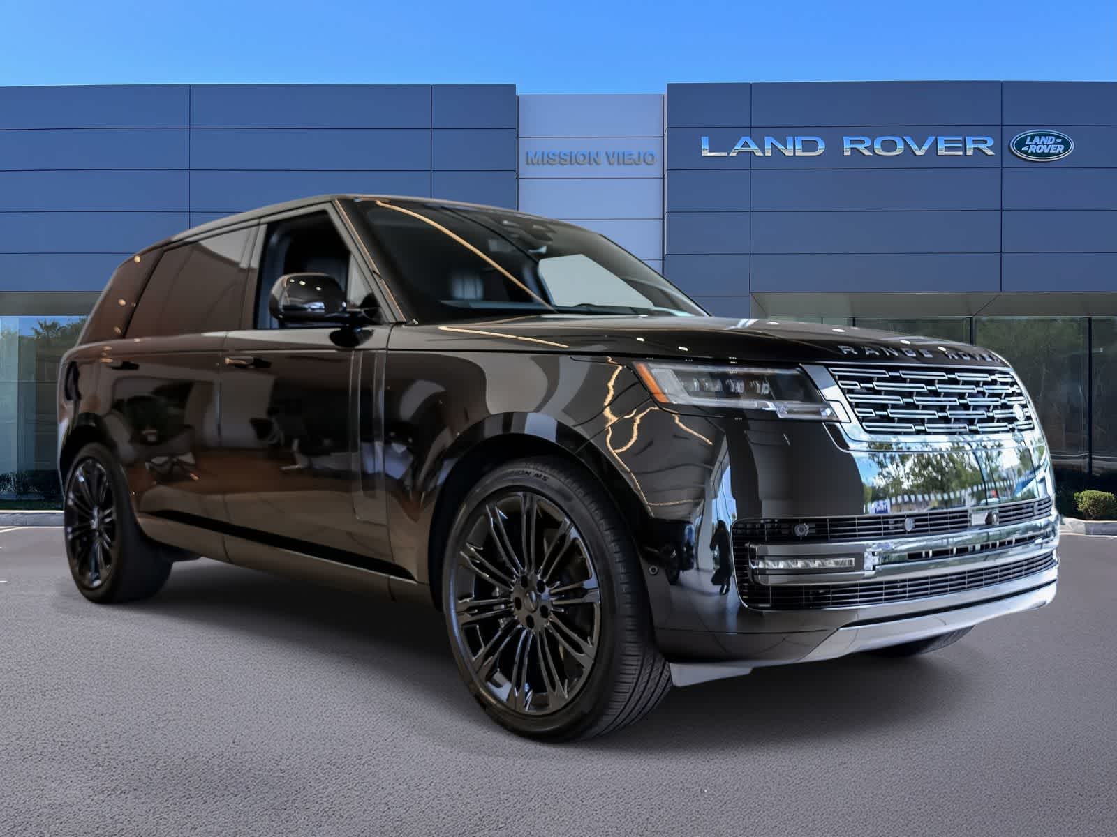 Thumbnail: 2026 Land Rover Range Rover - 3