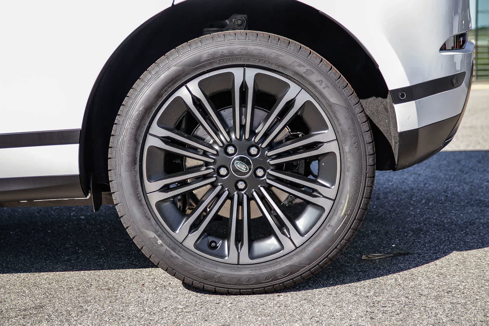 Thumbnail: 2026 Land Rover Range Rover Evoque - 8