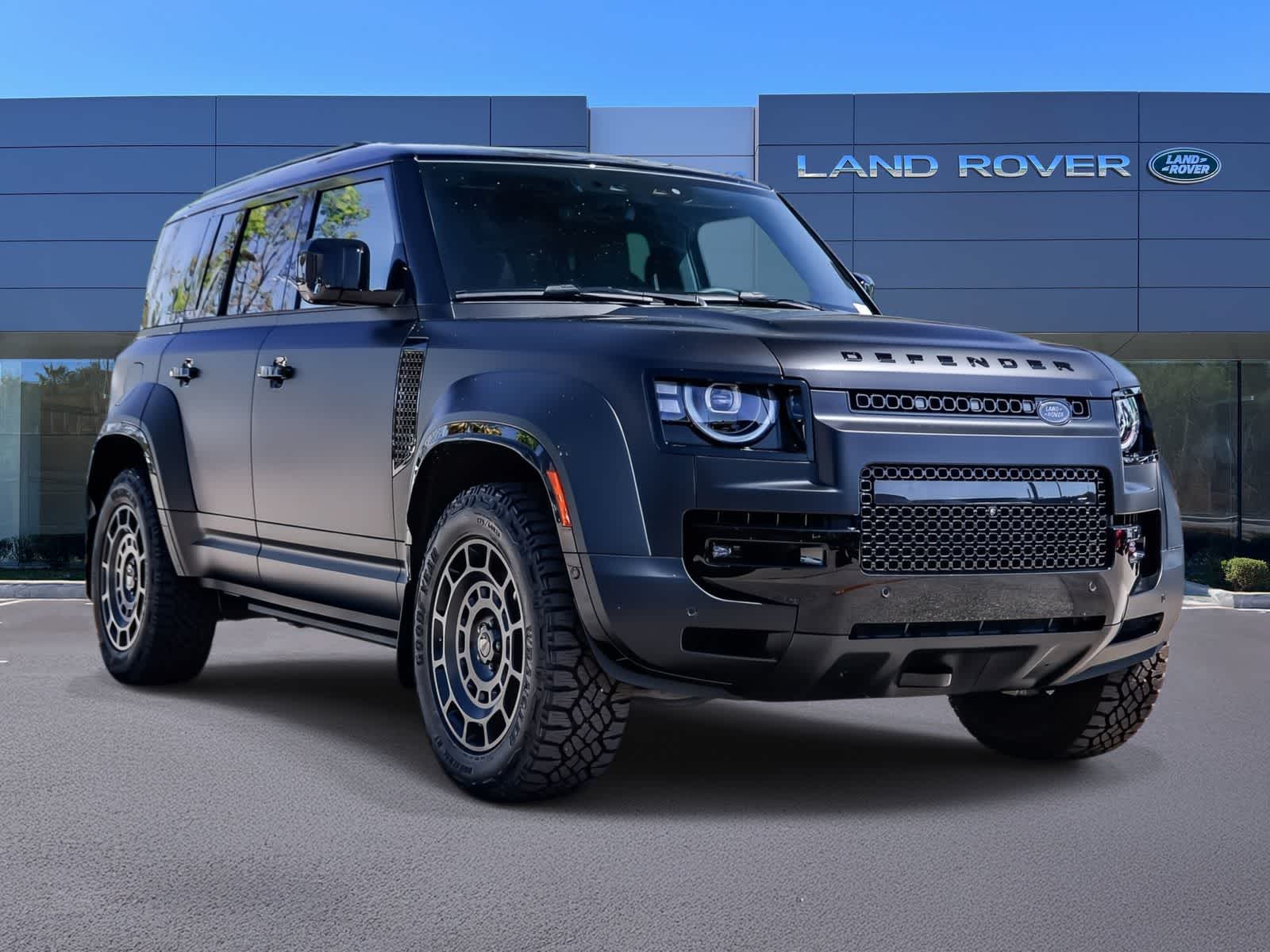 Thumbnail: 2026 Land Rover Defender - 3