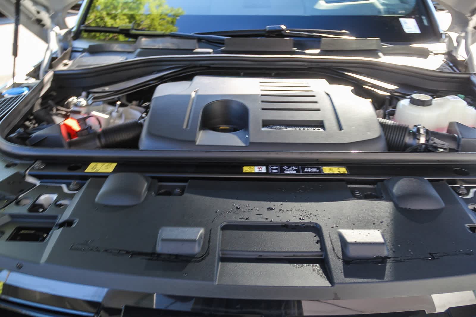 Thumbnail: 2025 Land Rover Range Rover Sport - 25