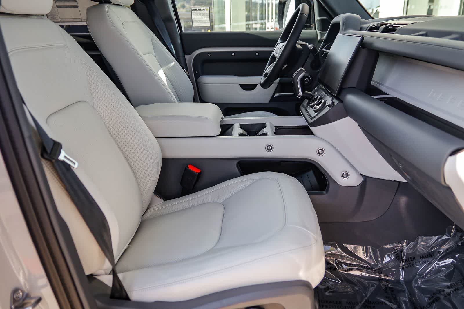 Thumbnail: 2026 Land Rover Defender - 17