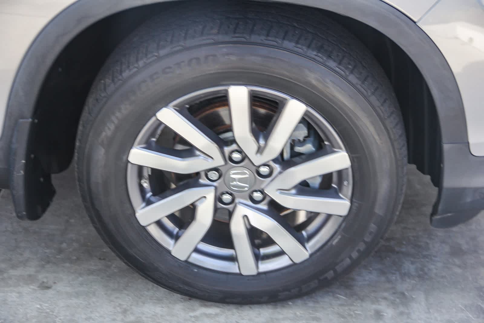 Thumbnail: 2020 Honda Pilot - 11