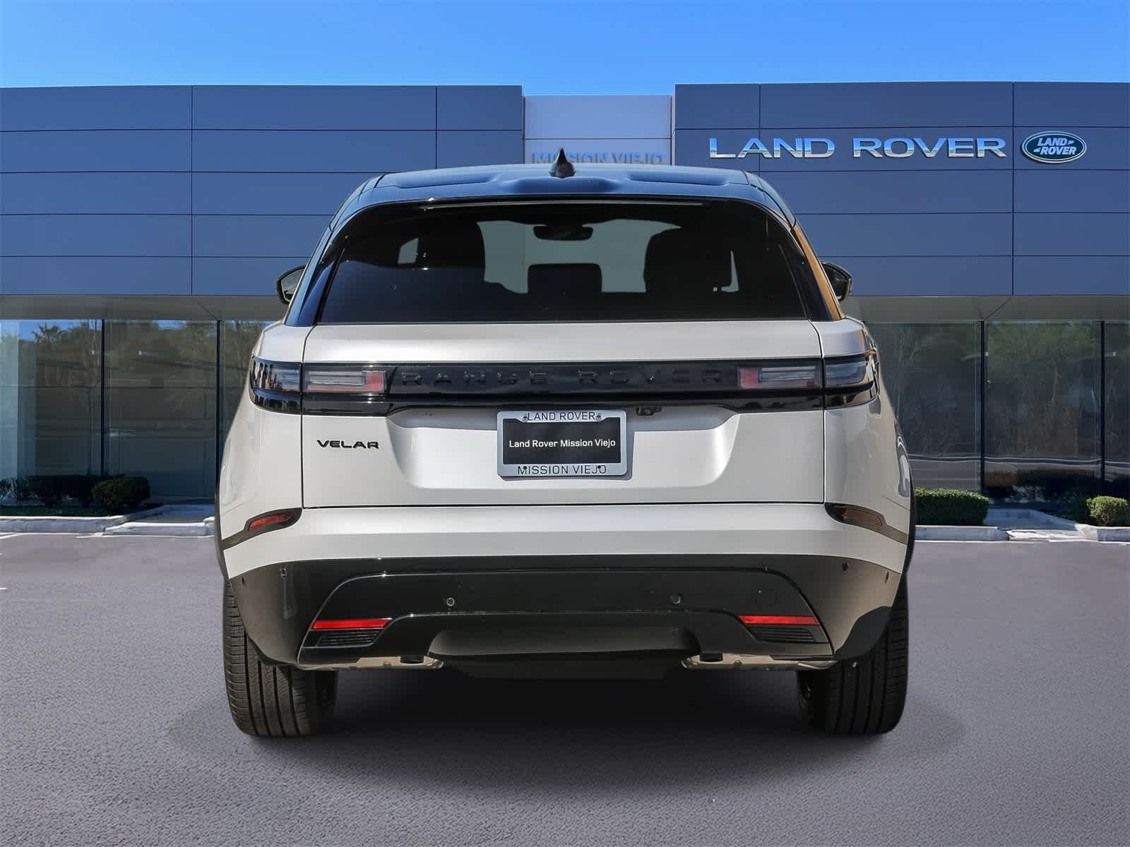 Thumbnail: 2026 Land Rover Range Rover Velar - 5