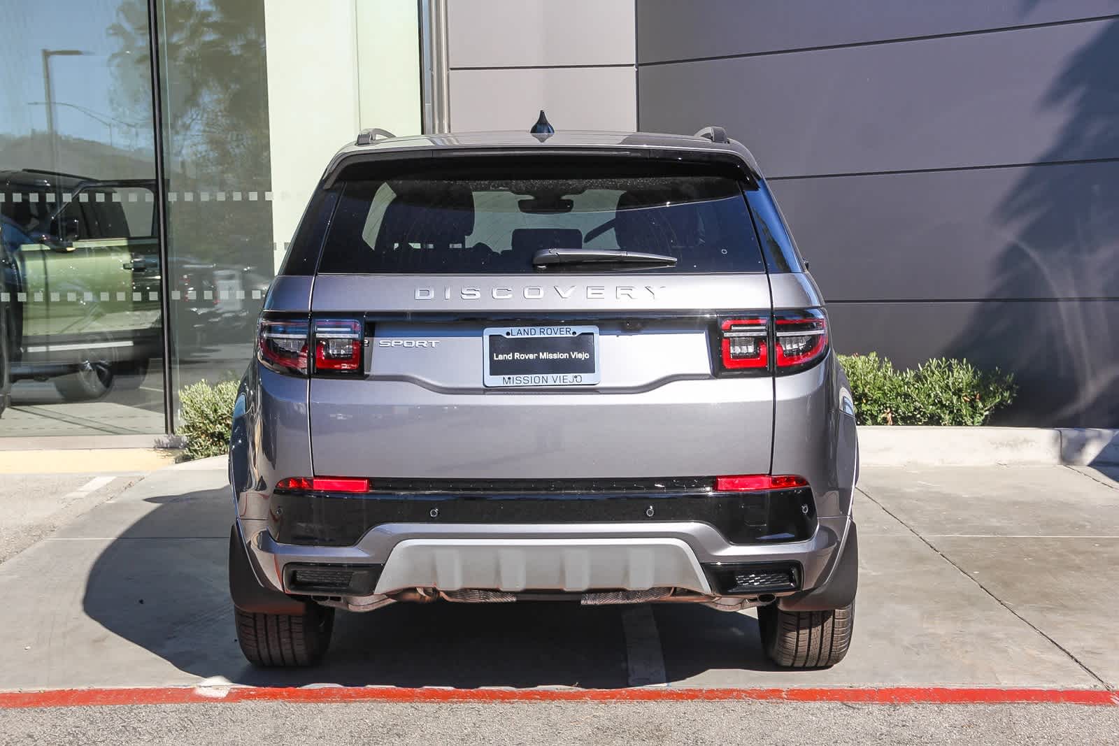 Thumbnail: 2025 Land Rover Discovery Sport - 5