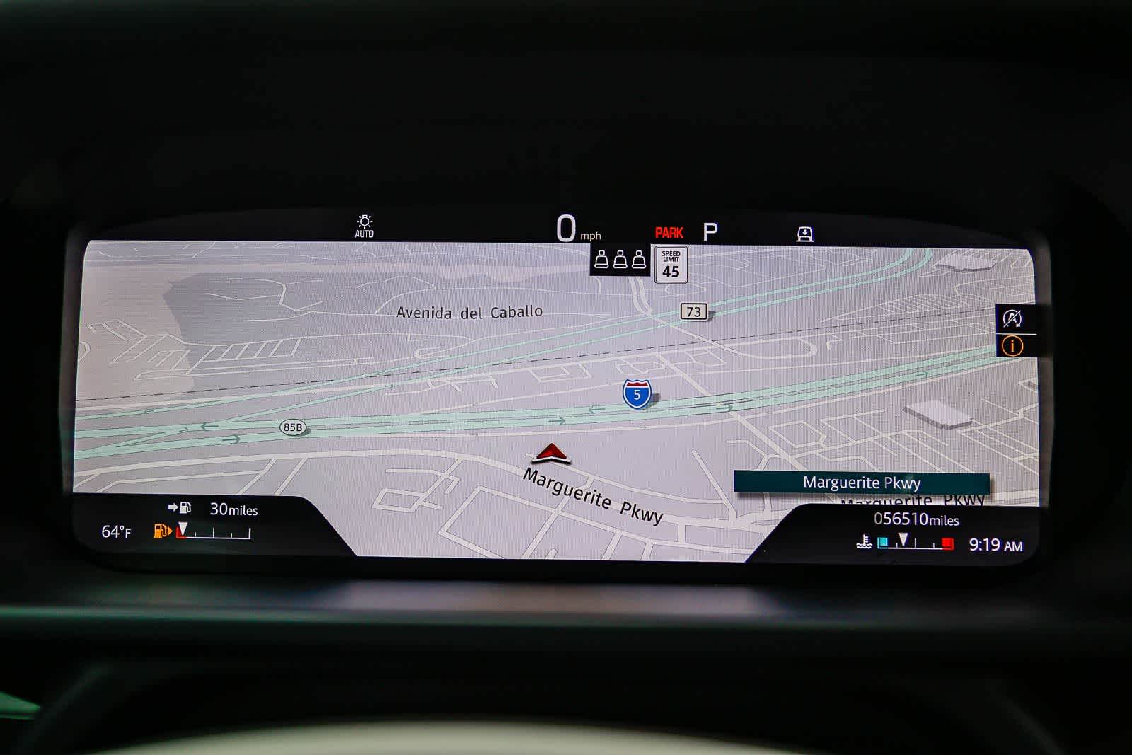 Thumbnail: 2020 Land Rover Defender - 25