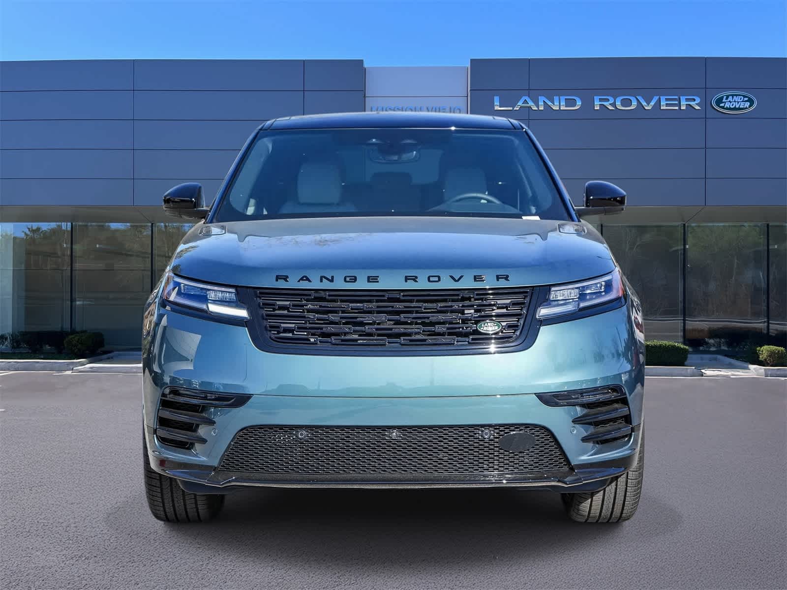 Thumbnail: 2026 Land Rover Range Rover Velar - 2