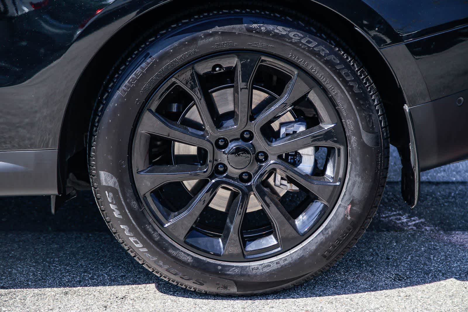 Thumbnail: 2025 Land Rover Range Rover Sport - 8