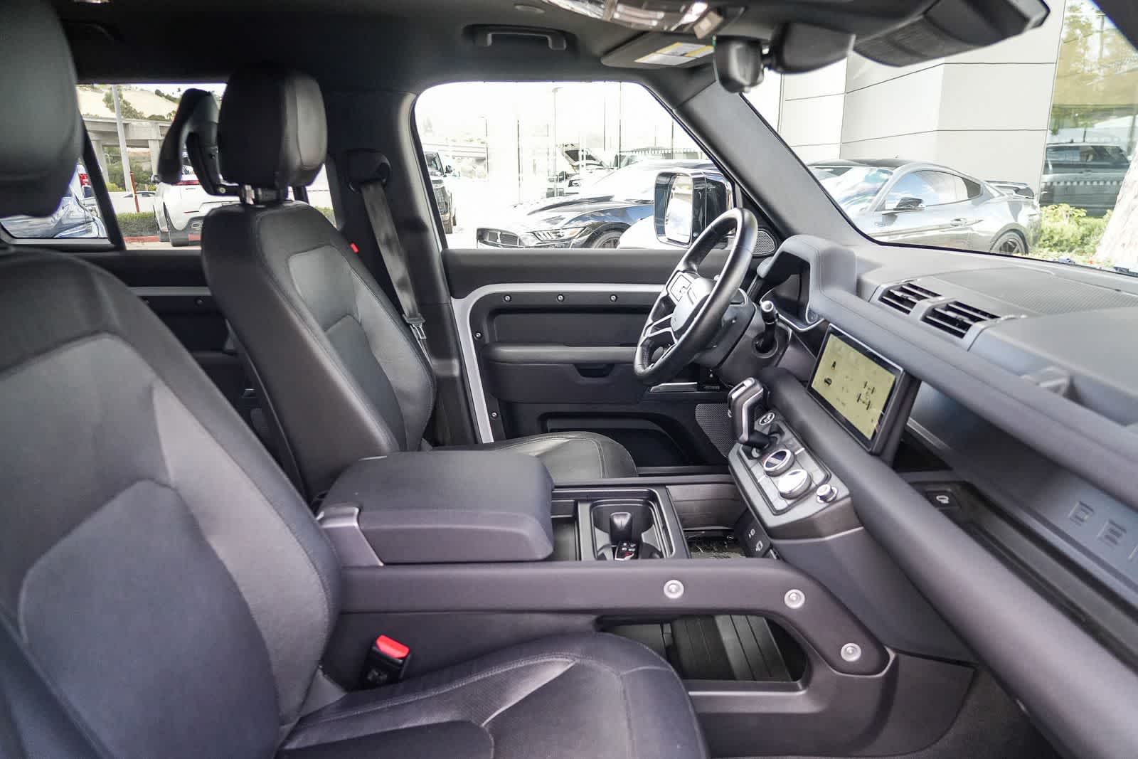 Thumbnail: 2023 Land Rover Defender - 16