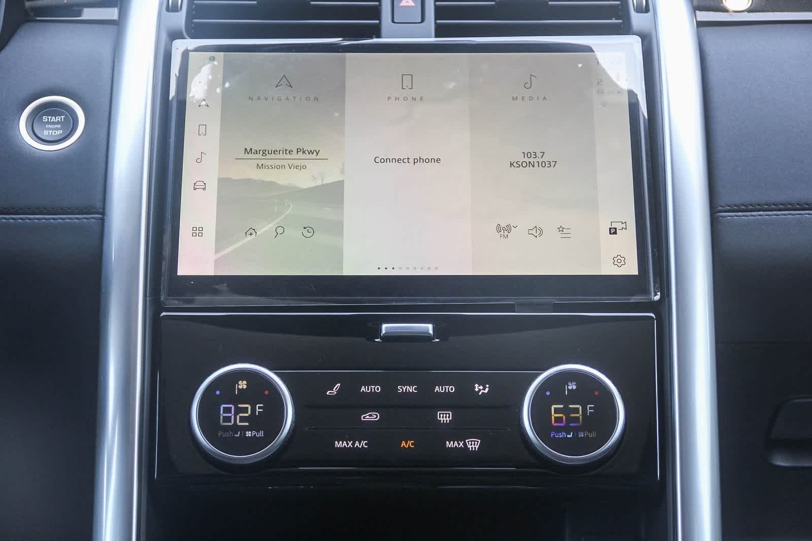 Thumbnail: 2025 Land Rover Discovery - 13