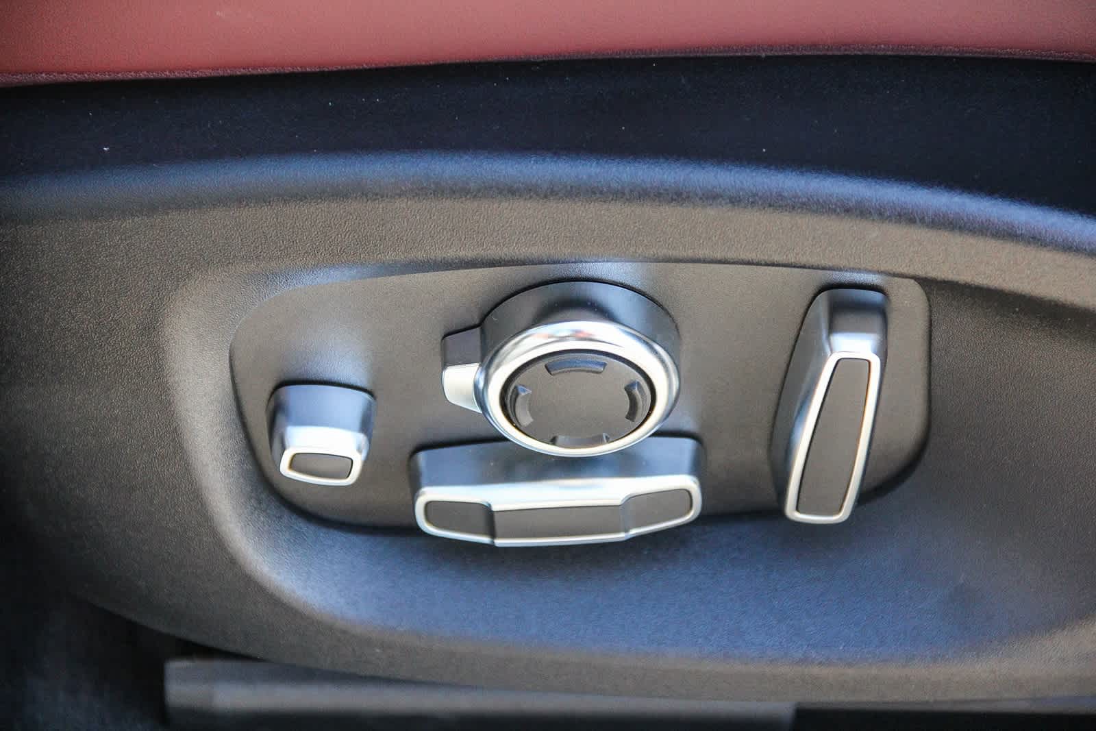 Thumbnail: 2024 Jaguar E-Pace - 18