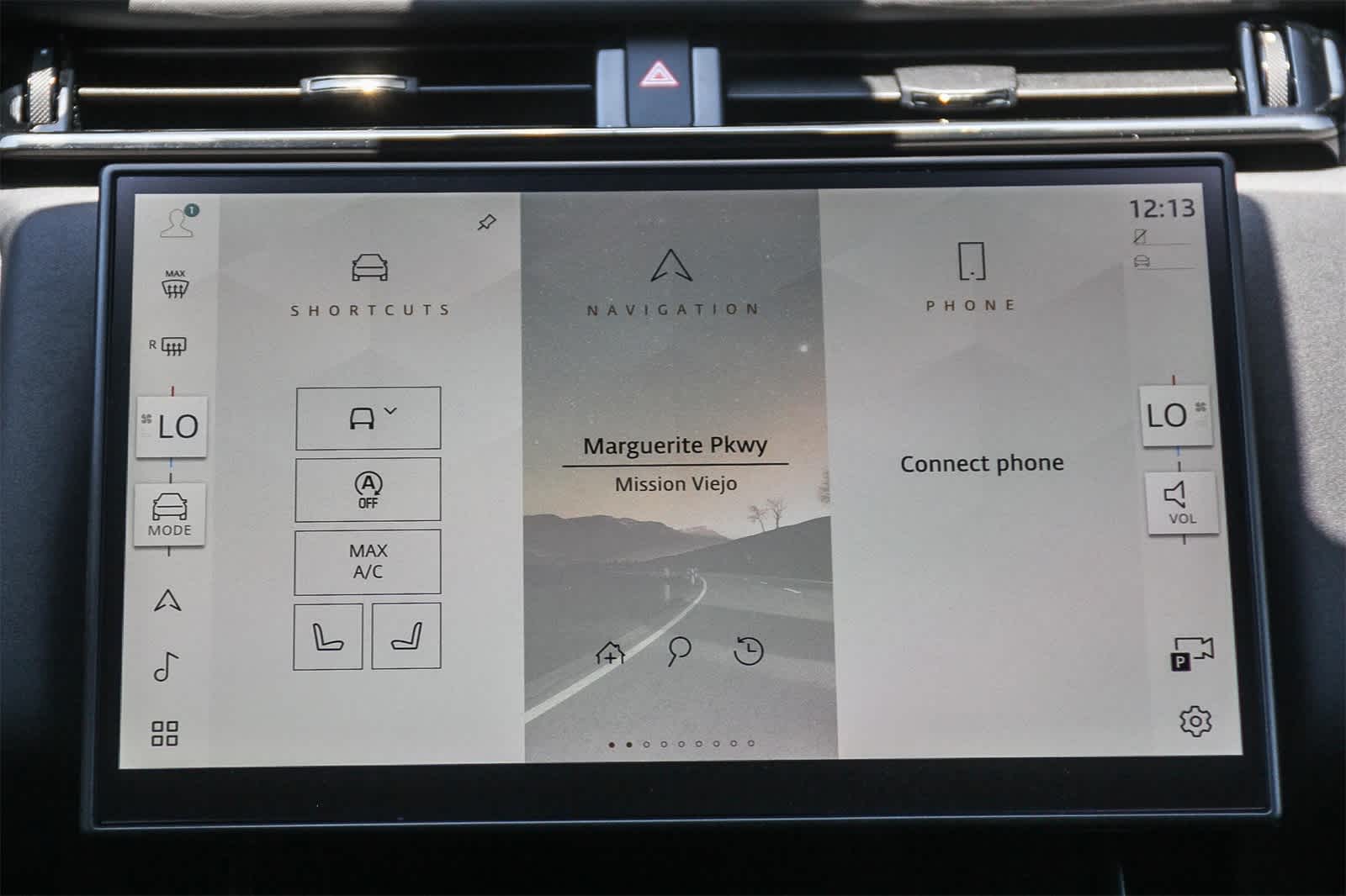 Thumbnail: 2026 Land Rover Range Rover Velar - 13