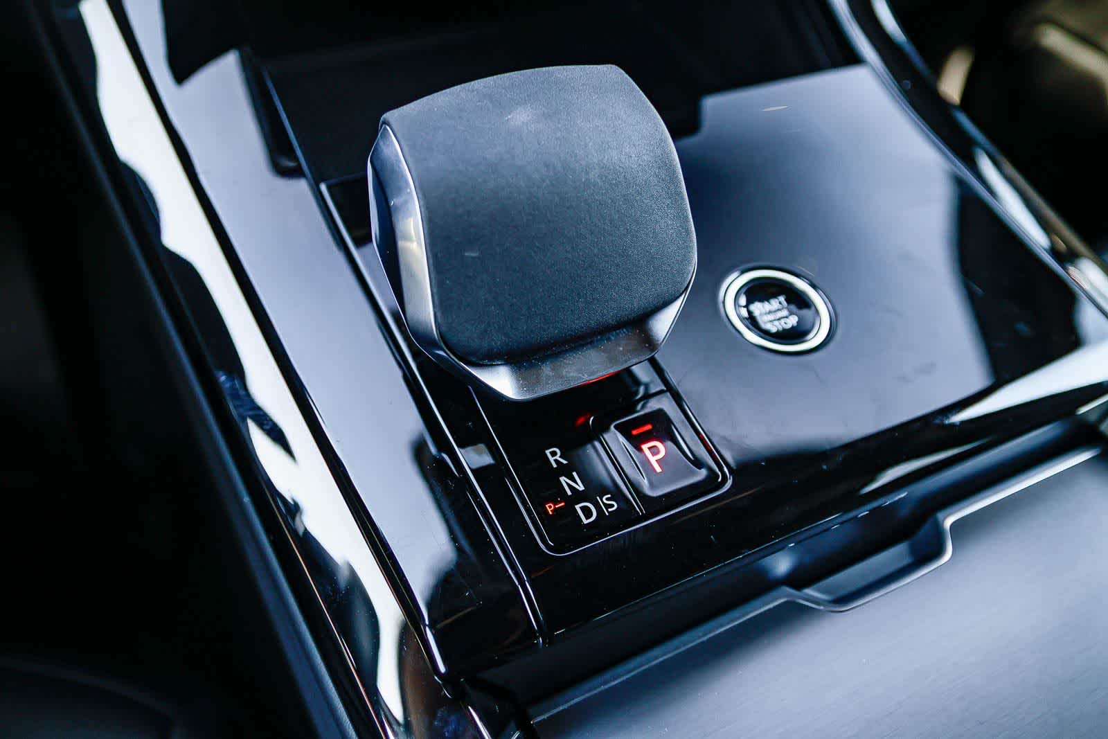 Thumbnail: 2025 Land Rover Range Rover Sport - 23