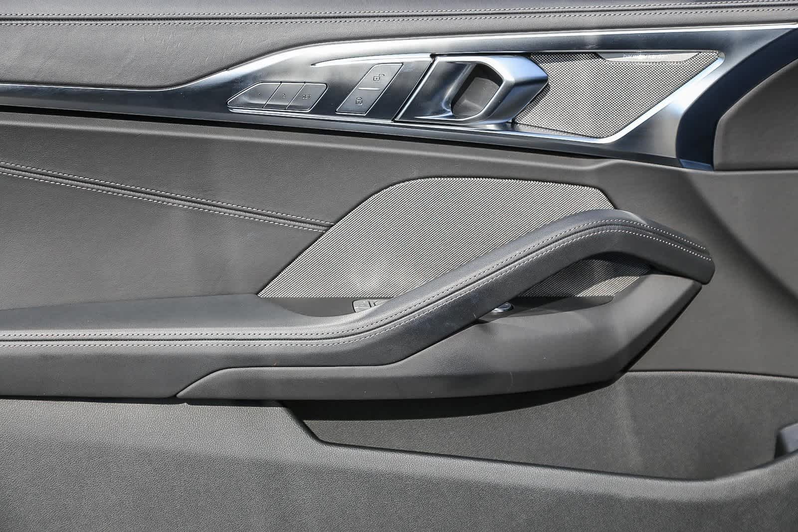2023 BMW 8 Series 840i 18
