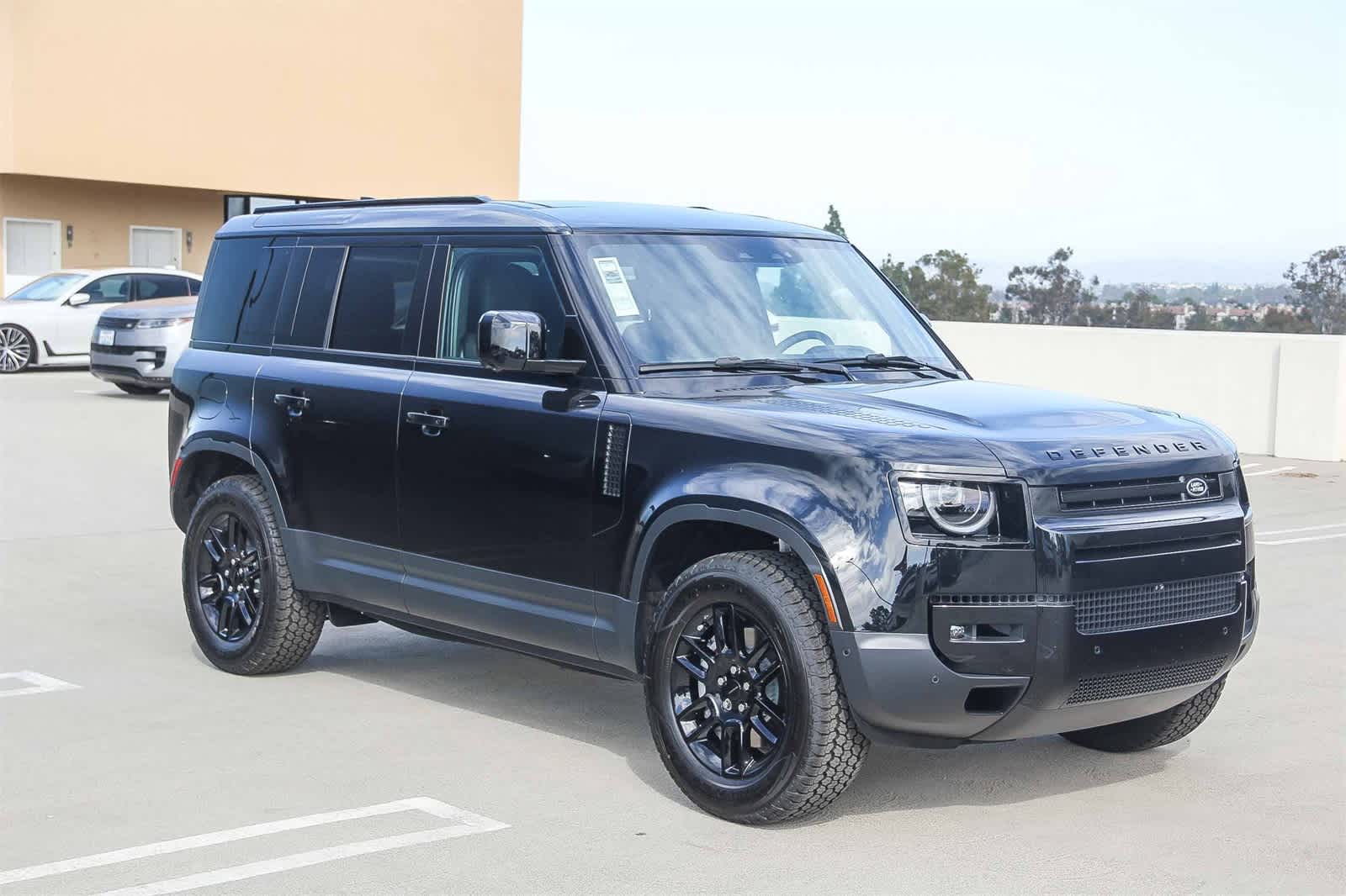 Thumbnail: 2026 Land Rover Defender - 3