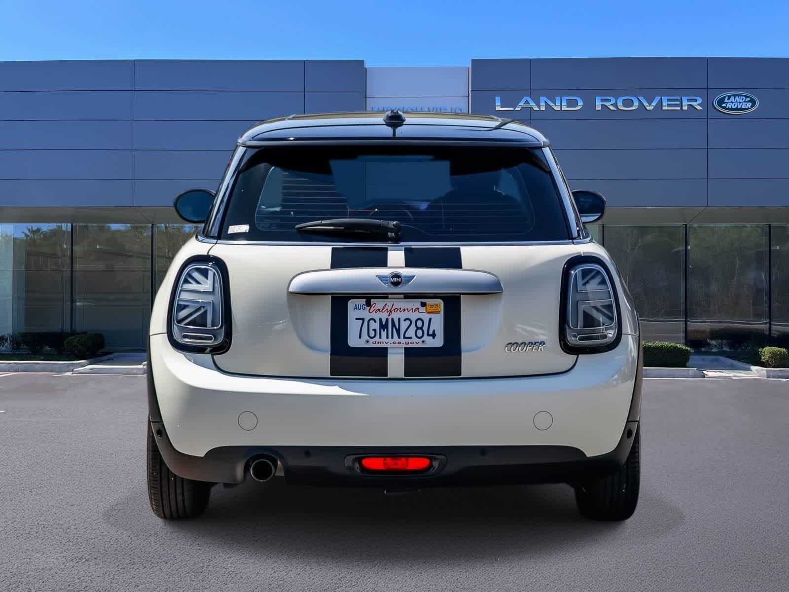 Thumbnail: 2014 MINI Cooper Hardtop - 5