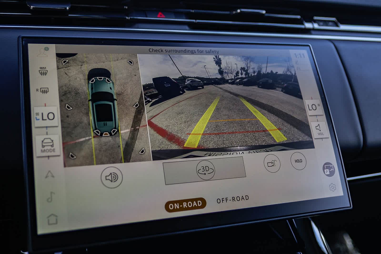 Thumbnail: 2026 Land Rover Range Rover Sport - 26