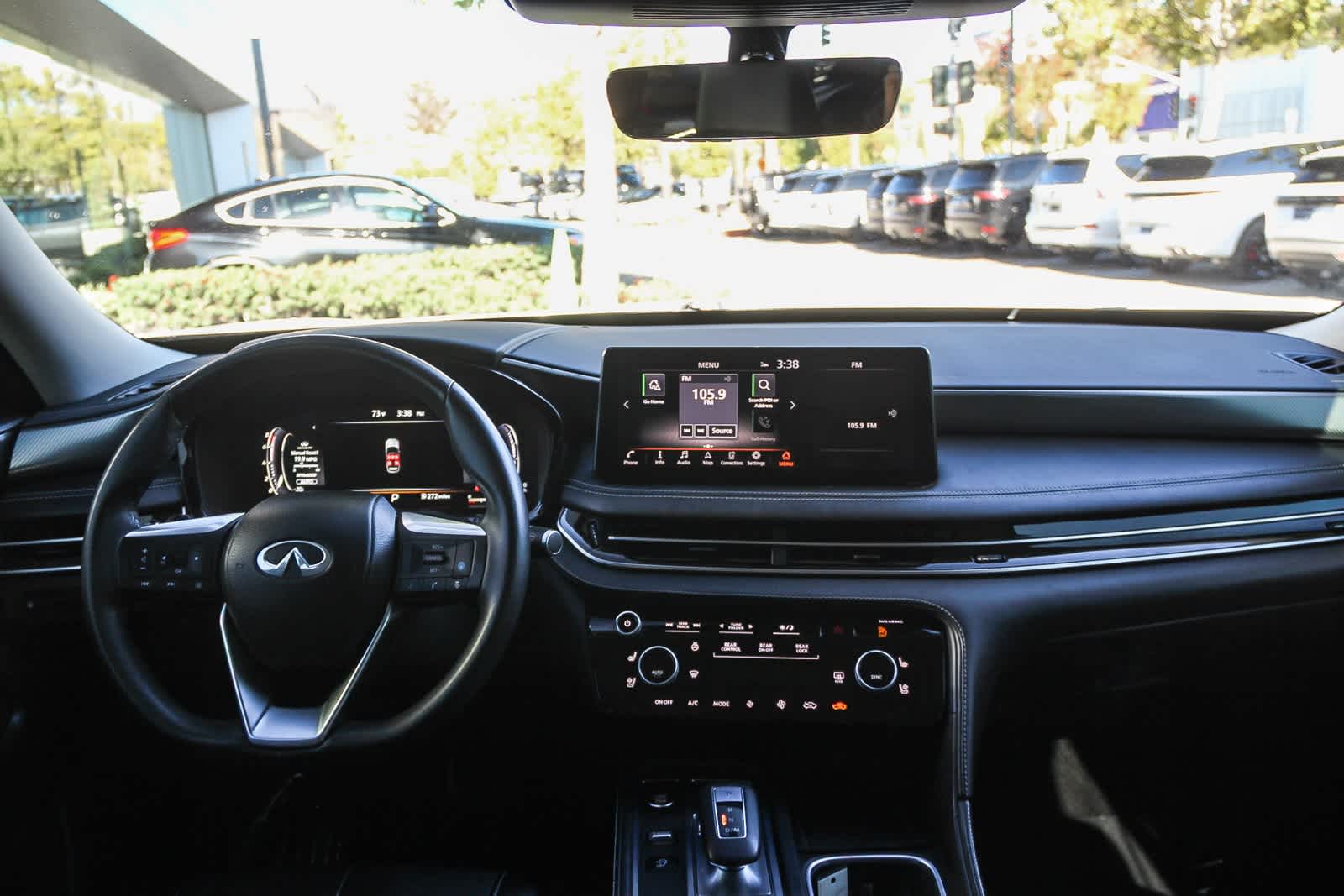 Thumbnail: 2023 INFINITI QX60 - 12