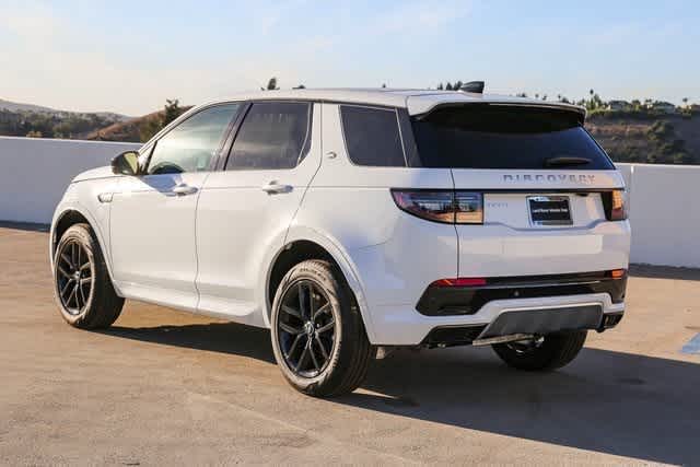 Thumbnail: 2024 Land Rover Discovery Sport - 6