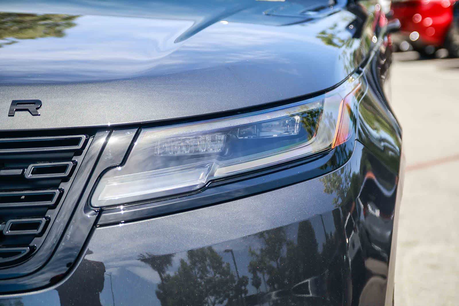 Thumbnail: 2026 Land Rover Range Rover Velar - 10