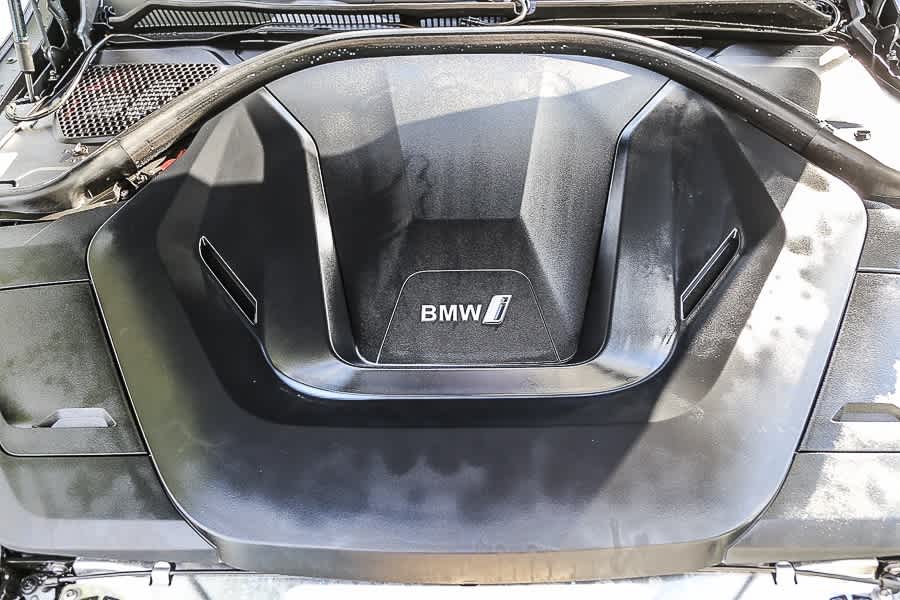 Thumbnail: 2022 BMW i4 - 26