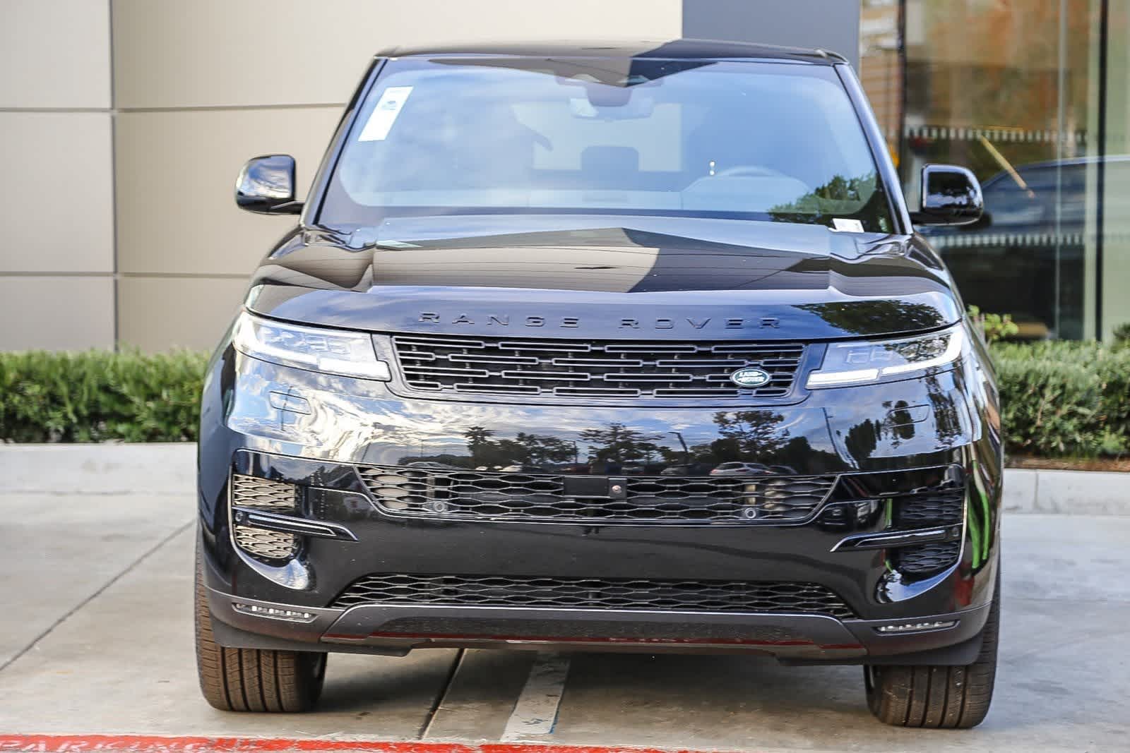 Thumbnail: 2025 Land Rover Range Rover Sport - 2