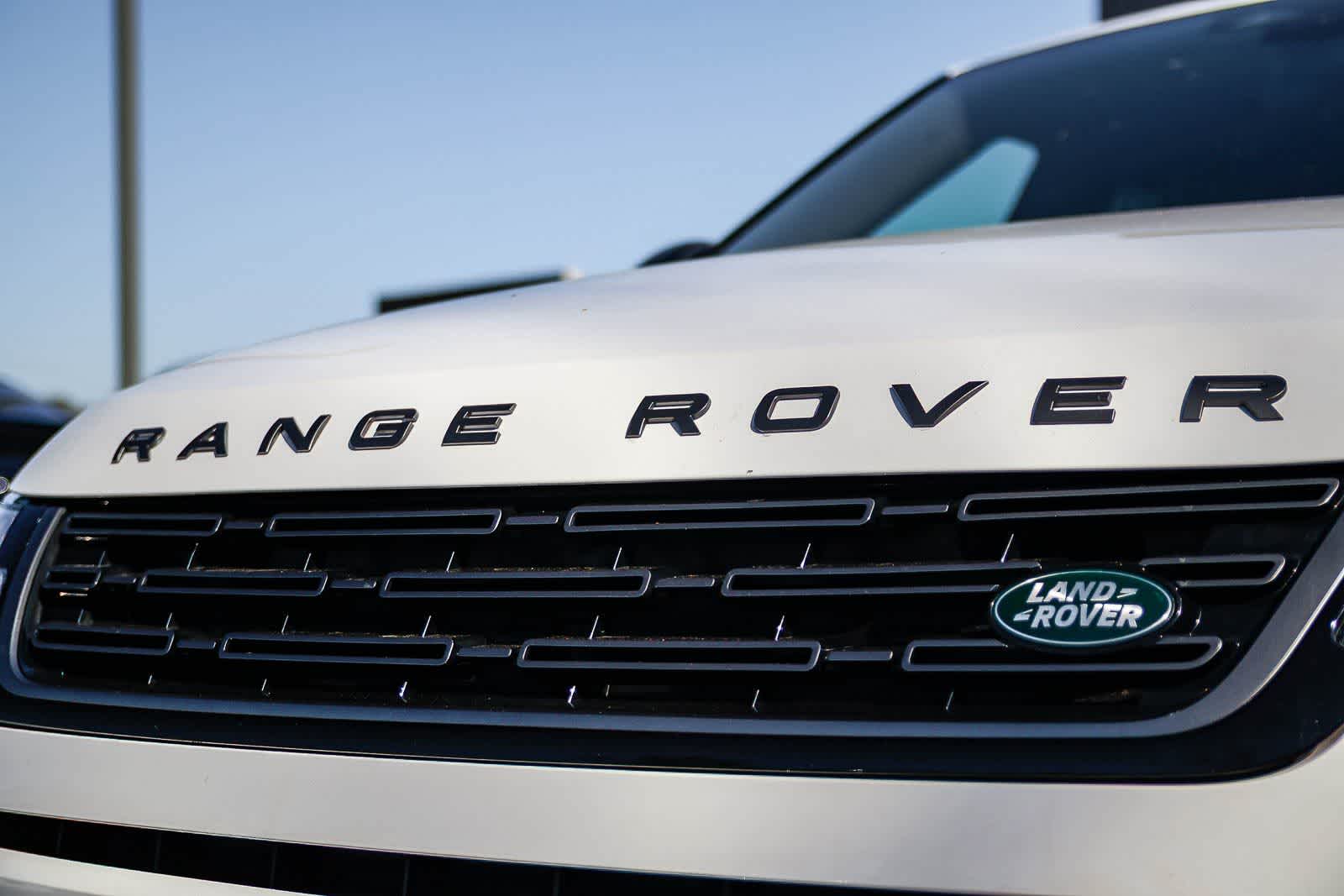 Thumbnail: 2026 Land Rover Range Rover Evoque - 11