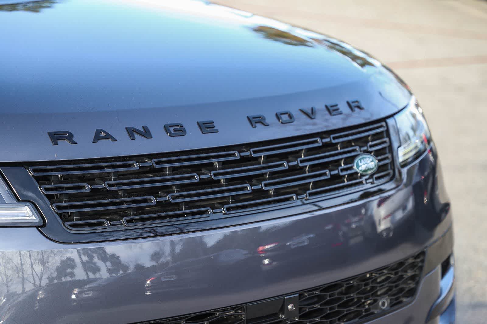 Thumbnail: 2026 Land Rover Range Rover Sport - 5