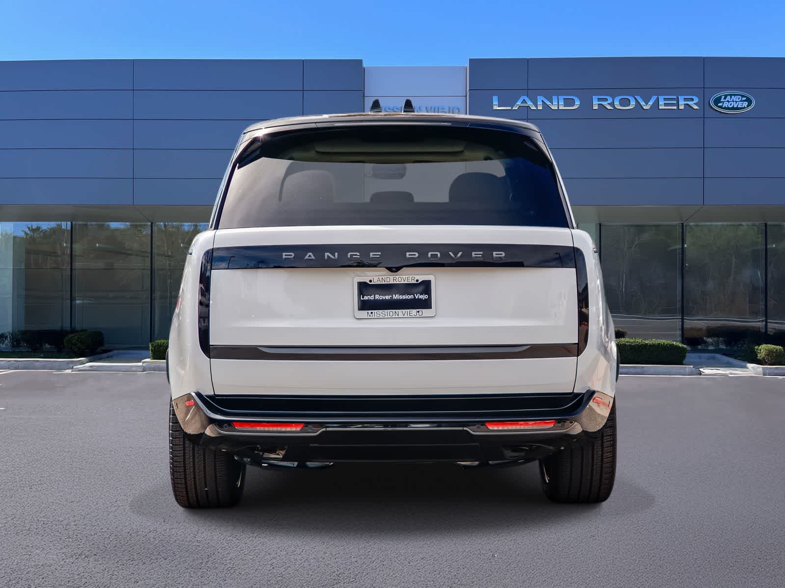 Thumbnail: 2026 Land Rover Range Rover - 5