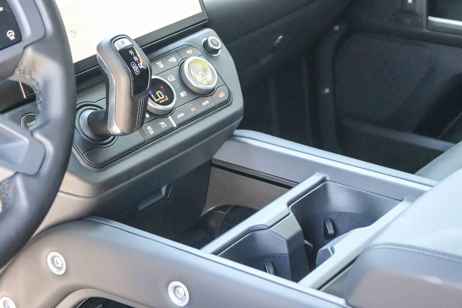 Thumbnail: 2026 Land Rover Defender - 19