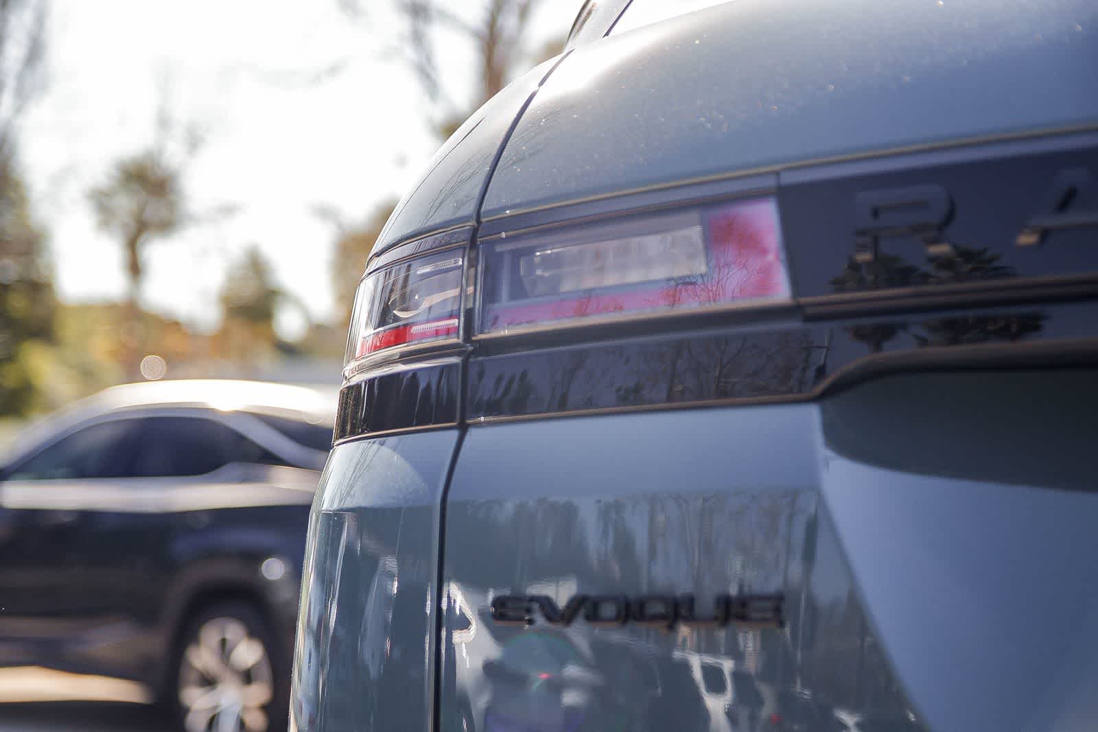 Thumbnail: 2026 Land Rover Range Rover Evoque - 7