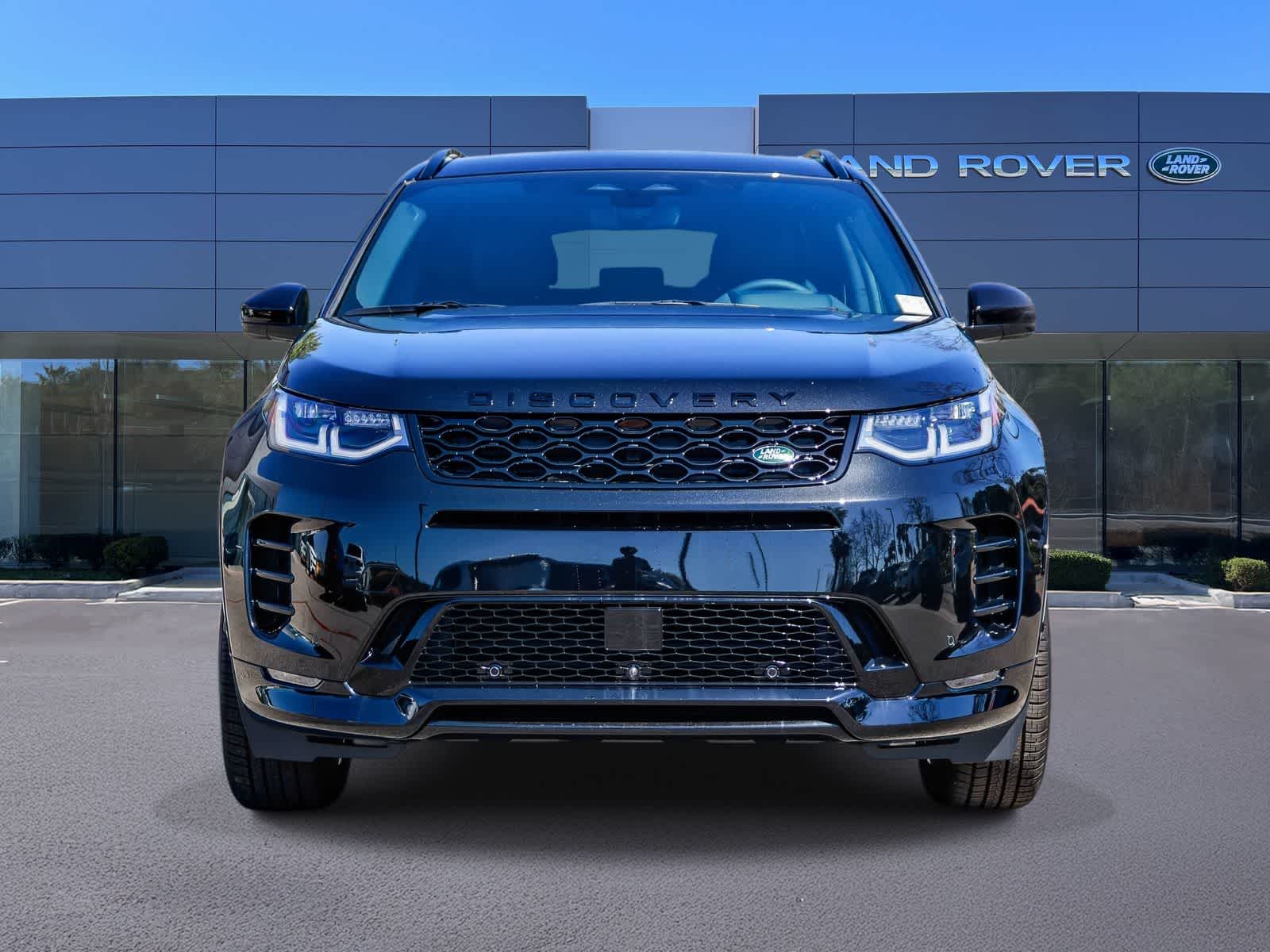 Thumbnail: 2026 Land Rover Discovery Sport - 2