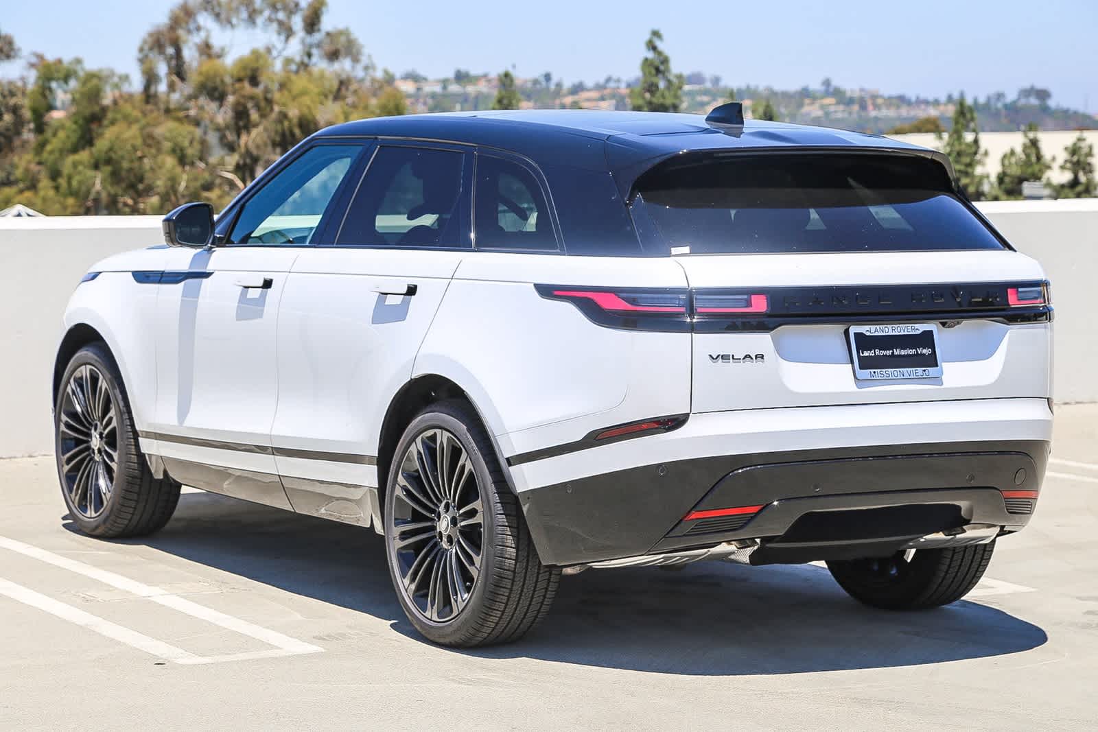 Thumbnail: 2026 Land Rover Range Rover Velar - 4