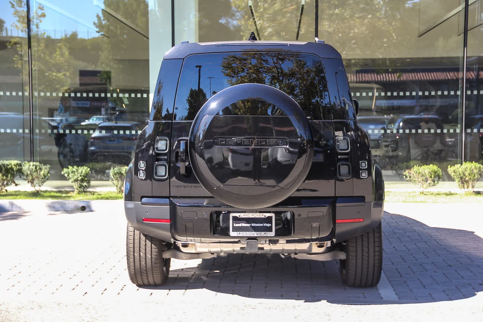 Thumbnail: 2026 Land Rover Defender - 5