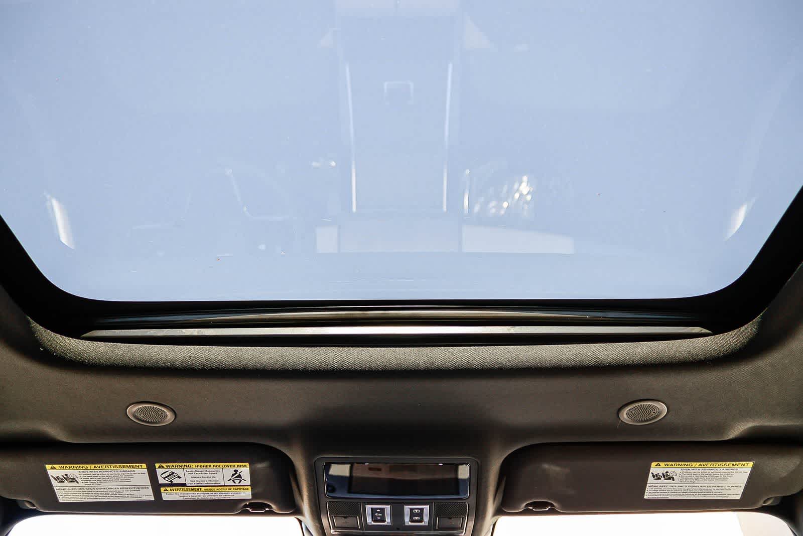 Thumbnail: 2026 Land Rover Range Rover Evoque - 16