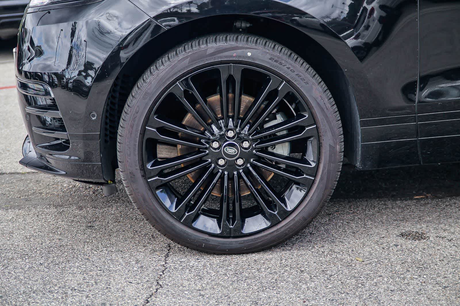 Thumbnail: 2025 Land Rover Range Rover Velar - 9