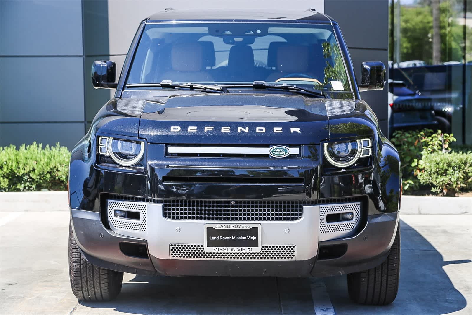 Thumbnail: 2023 Land Rover Defender - 2