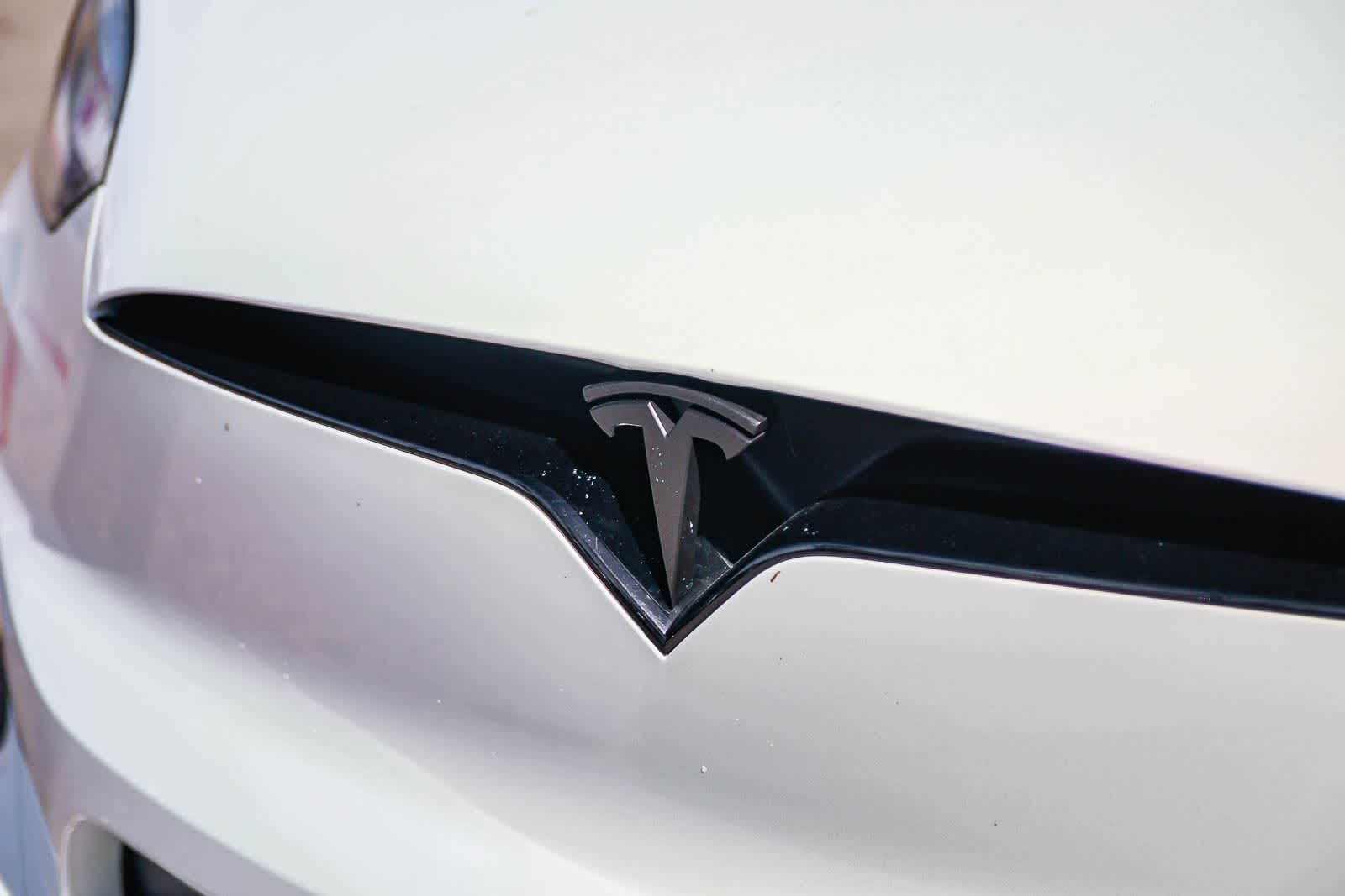 Thumbnail: 2023 Tesla Model X - 11