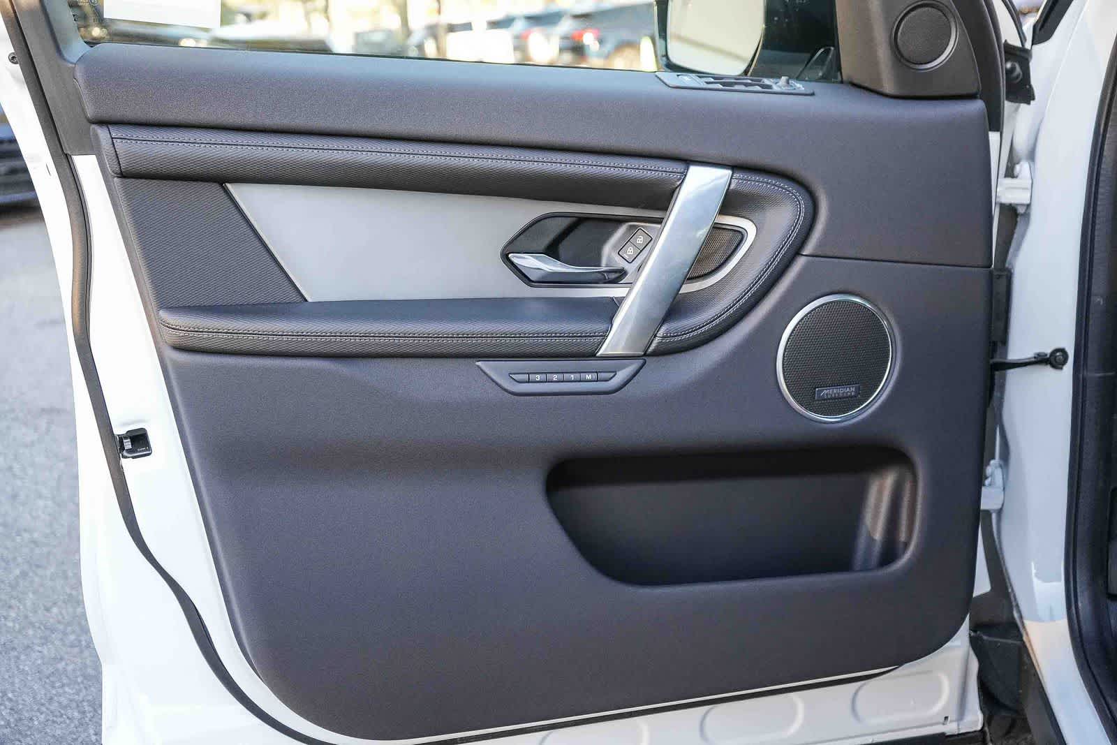 Thumbnail: 2026 Land Rover Discovery Sport - 19