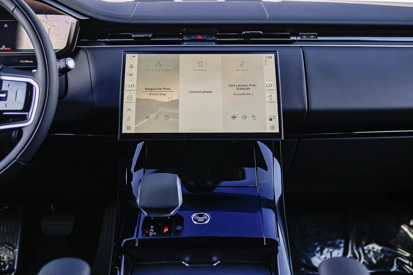 Thumbnail: 2026 Land Rover Range Rover Sport - 13