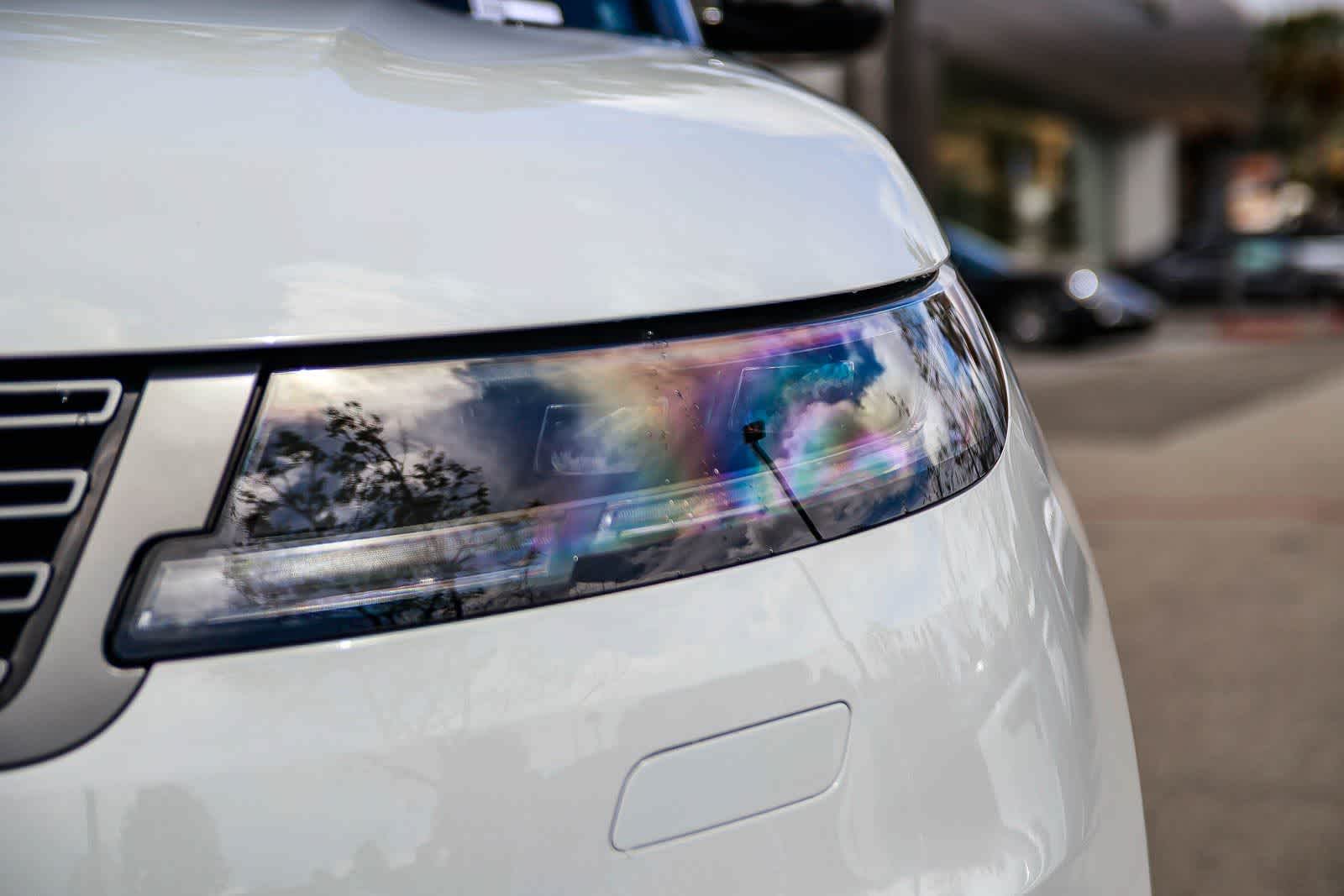 Thumbnail: 2025 Land Rover Range Rover Sport - 10