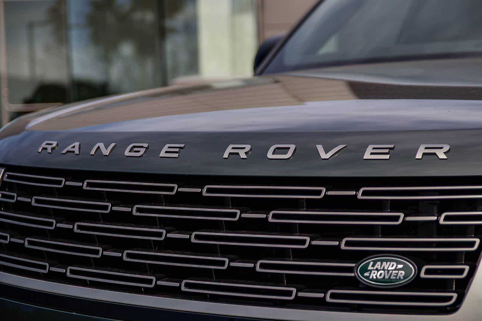 Thumbnail: 2026 Land Rover Range Rover - 11