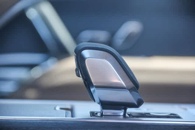 Thumbnail: 2025 Land Rover Range Rover - 22