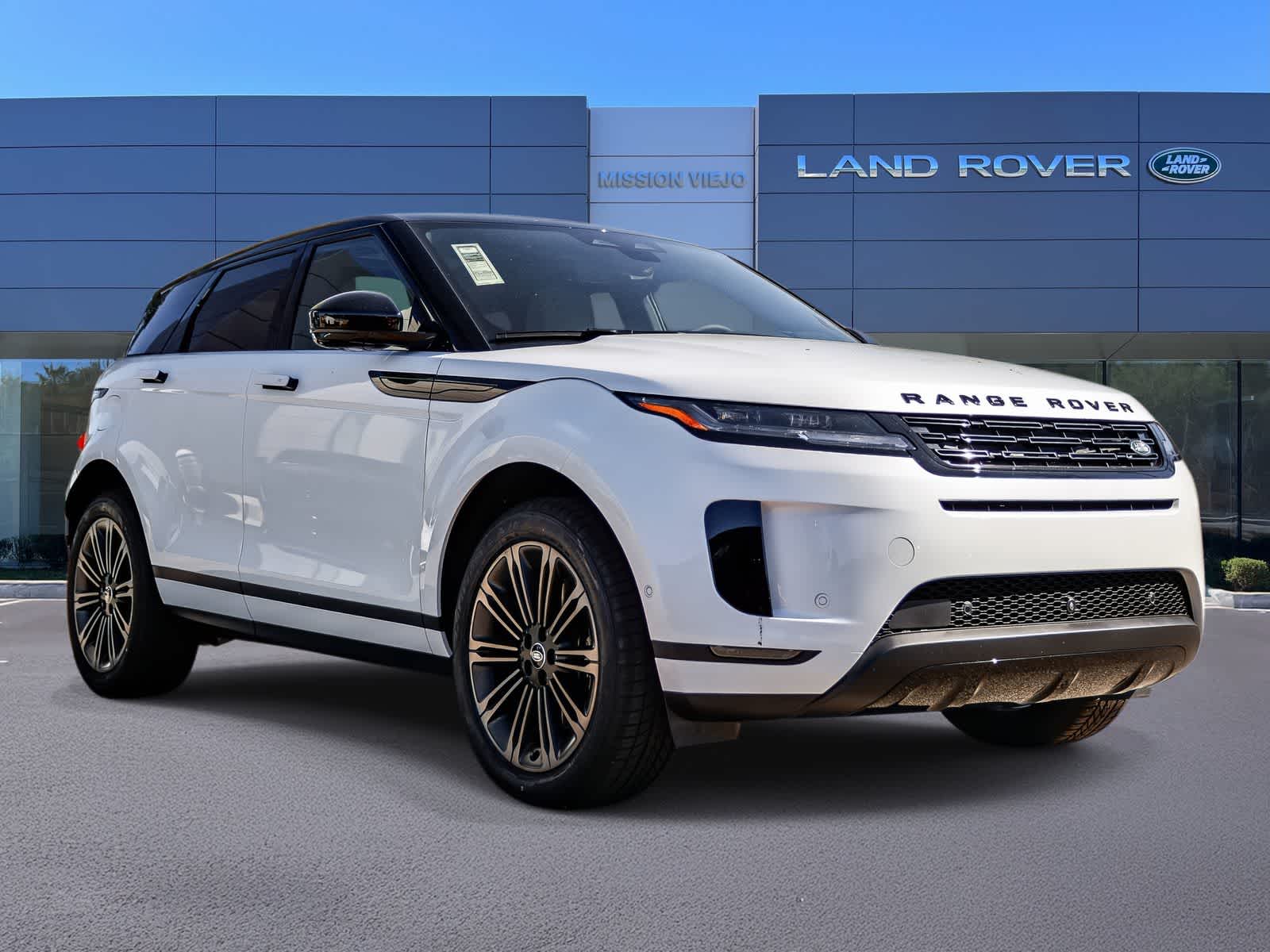Thumbnail: 2026 Land Rover Range Rover Evoque - 3