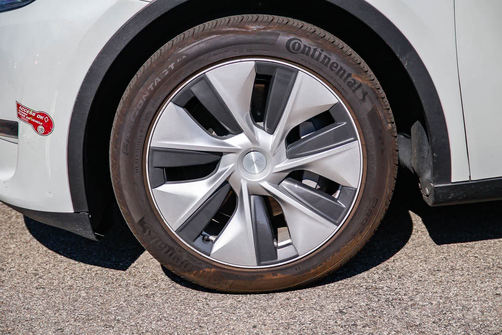 Thumbnail: 2023 Tesla Model Y - 9